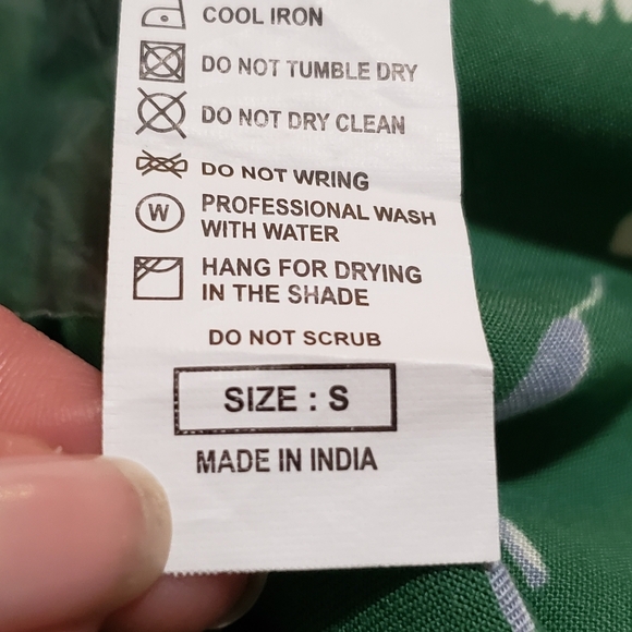 United Colors of Benetton size small - Picture 6 of 7